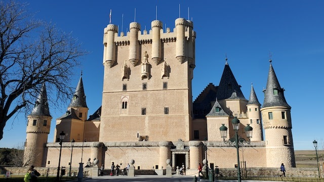 Castillos de Segovia. El Alcázar